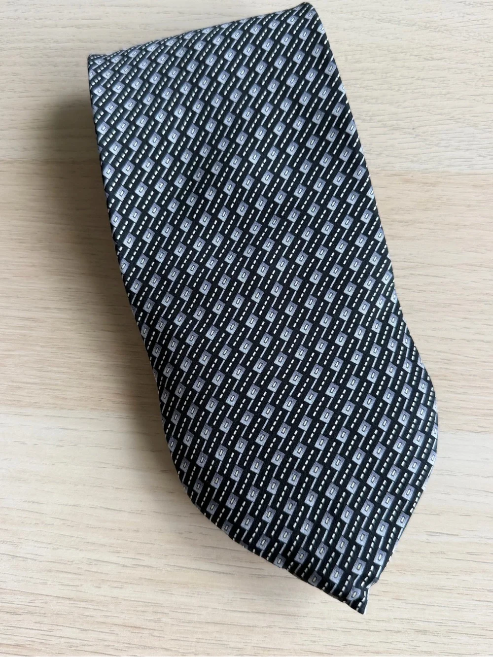 Di Moggio Handmade Silk Tie Black Silver Gold Geometric XL 62in Korea Necktie